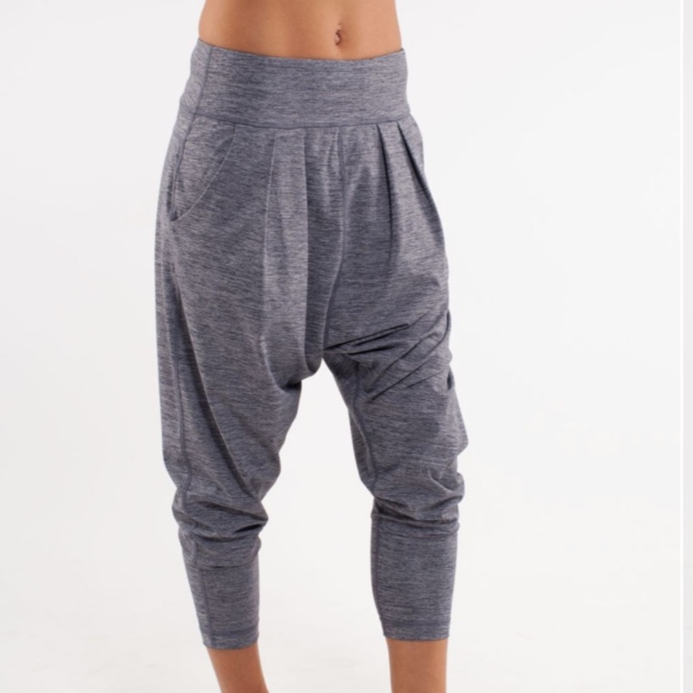 Lululemon Happy Hatha Crop